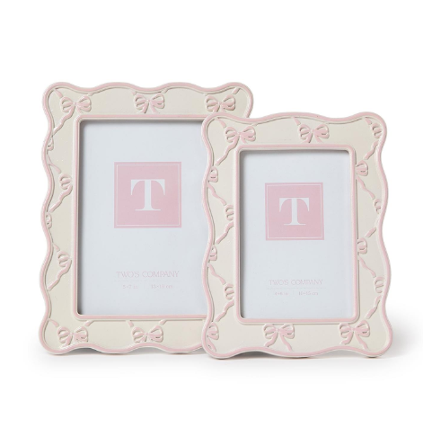Pink Scalloped Edge Bow Frames